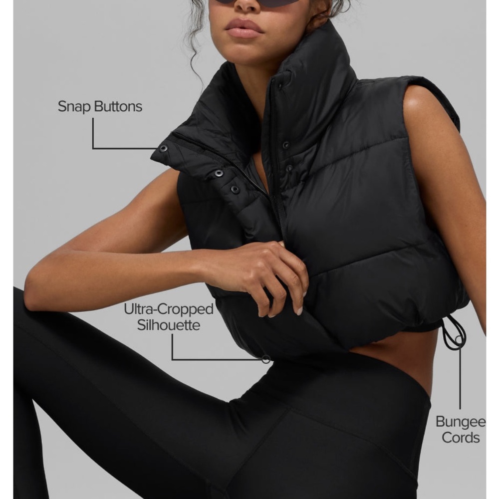 ALO Yoga Black Cropped Puffer Vest